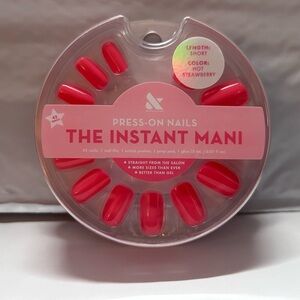The Instant Mani Hot Strawberry Press-On Nails